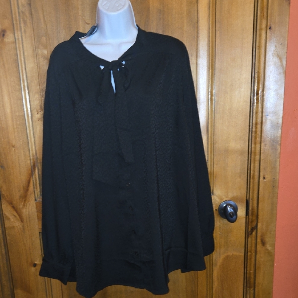 Torrid Deep Black Satin Jacquard Blouse